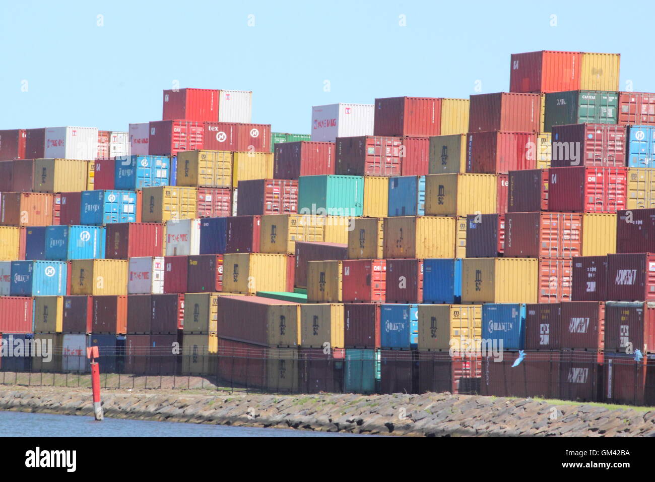 Luftfracht-Container im Hafen von Melbourne in Melbourne Australien gespeichert. Stockfoto