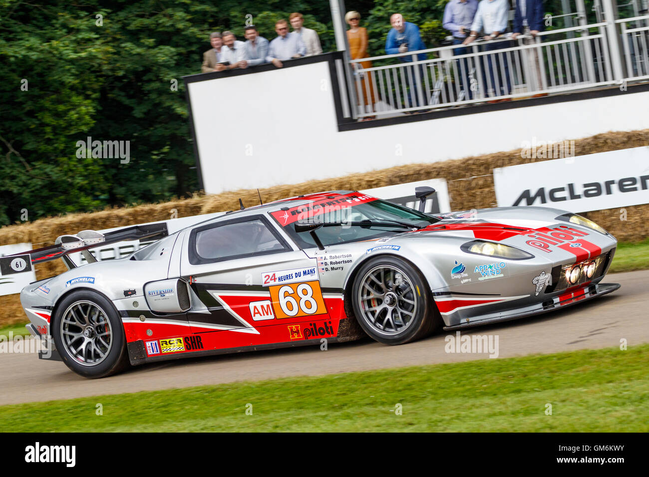 2006 Ford GT LM GTE mit Fahrer Andrea Robertson auf die 2016 Goodwood Festival of Speed, Sussex, UK. Stockfoto