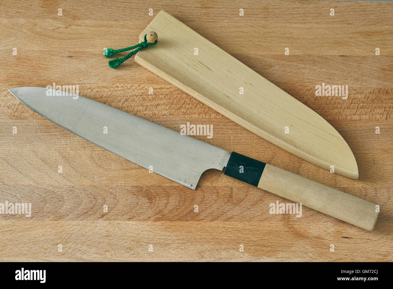detaillierte Stück Besteck benannt Santoku handgefertigt in japan Stockfoto
