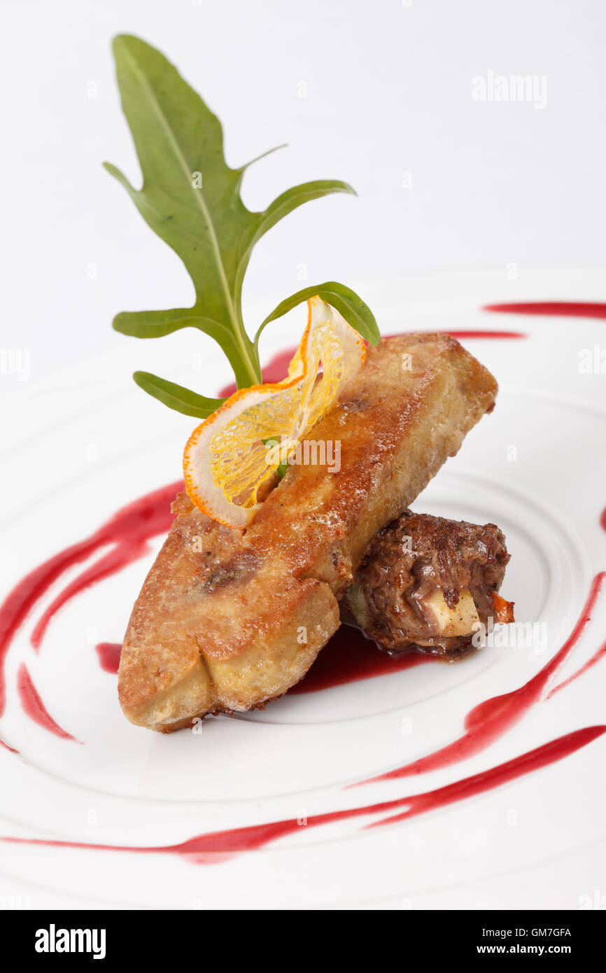Gänsestopfleber mit Soße Stockfoto