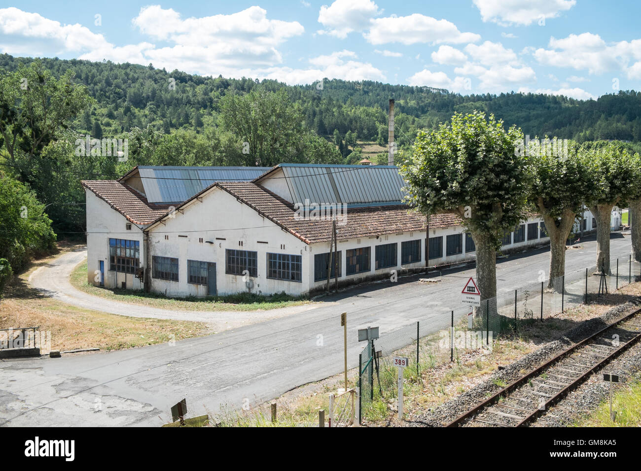 Die Fabrik für die Produktion in Couiza, Aude, südlich von France.Traditional Handwerker qualifizierte Produkte Filzhut. Stockfoto
