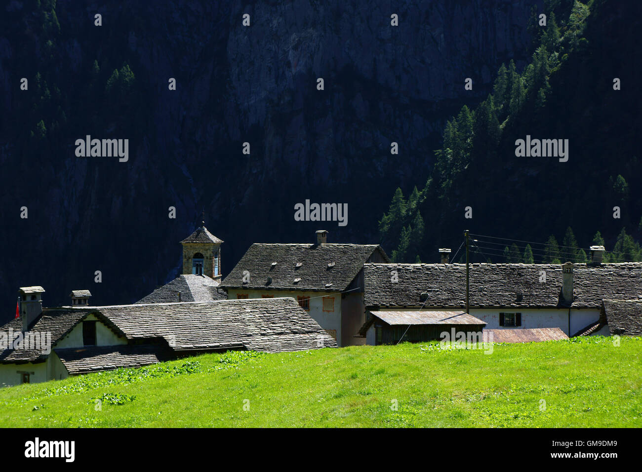 Stadt Cimalmotto, Valle di Campo, Tessin, Schweiz Stockfoto