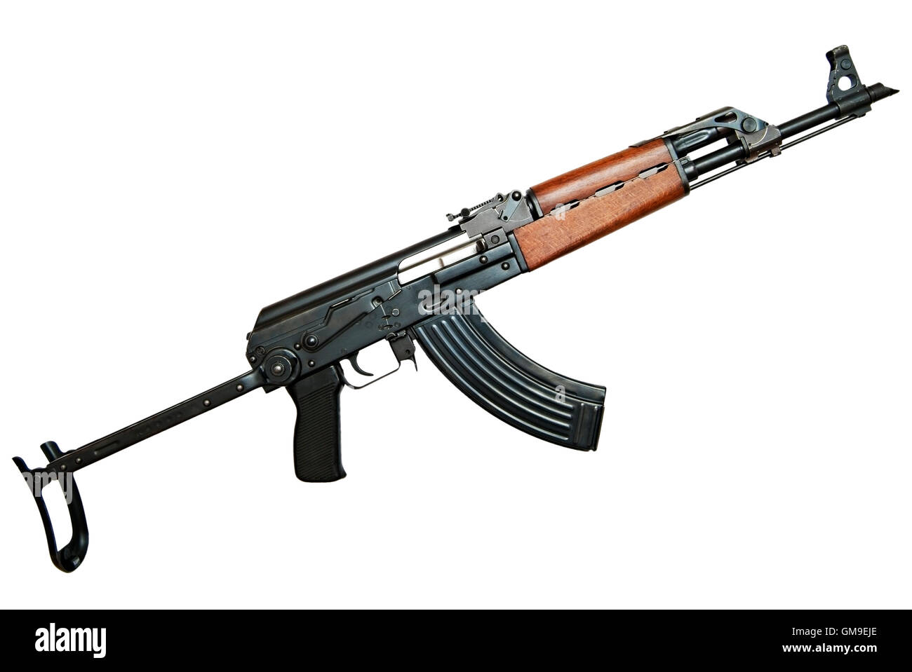 AK47 AKMS Kalaschnikow-Sturmgewehr vor einem weißen Hintergrund. Stockfoto