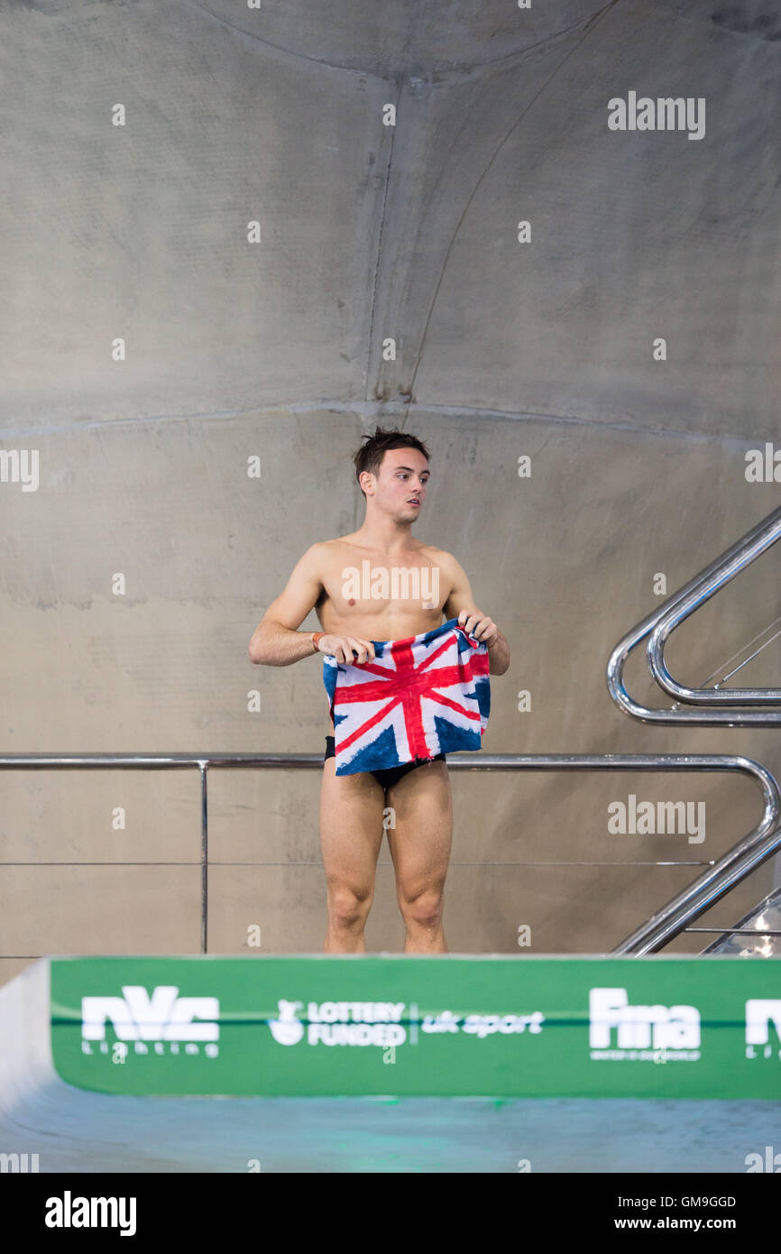 Tom Daley von Großbritannien während der FINA/NVC Diving World Series in London am 3. Mai 2015. Stockfoto