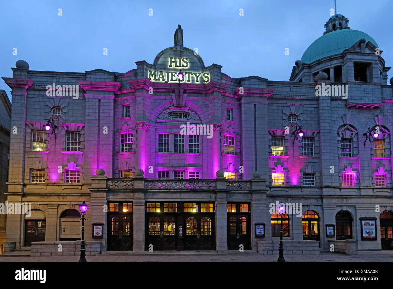 Seine Majestys Theaters, Aberdeen City Centre, Schottland, UK in der Nacht Stockfoto