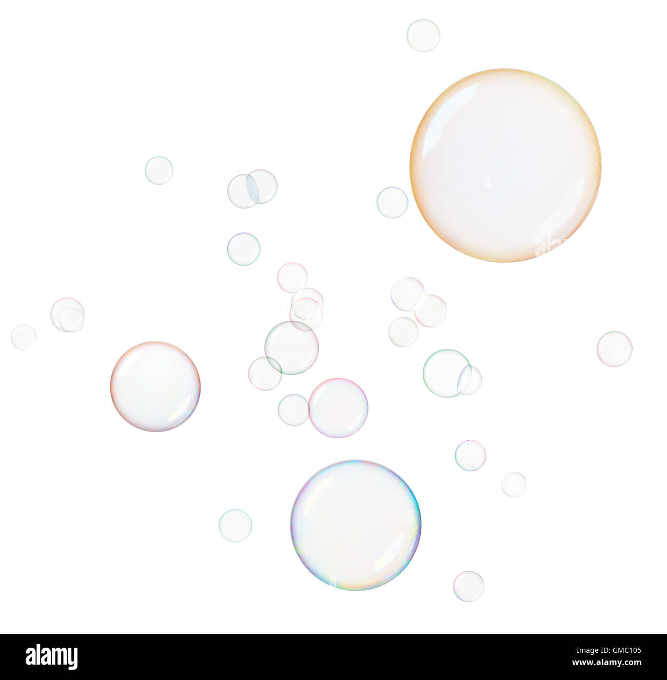 viele Seifenblasen isoliert auf weißem Hintergrund Stockfoto
