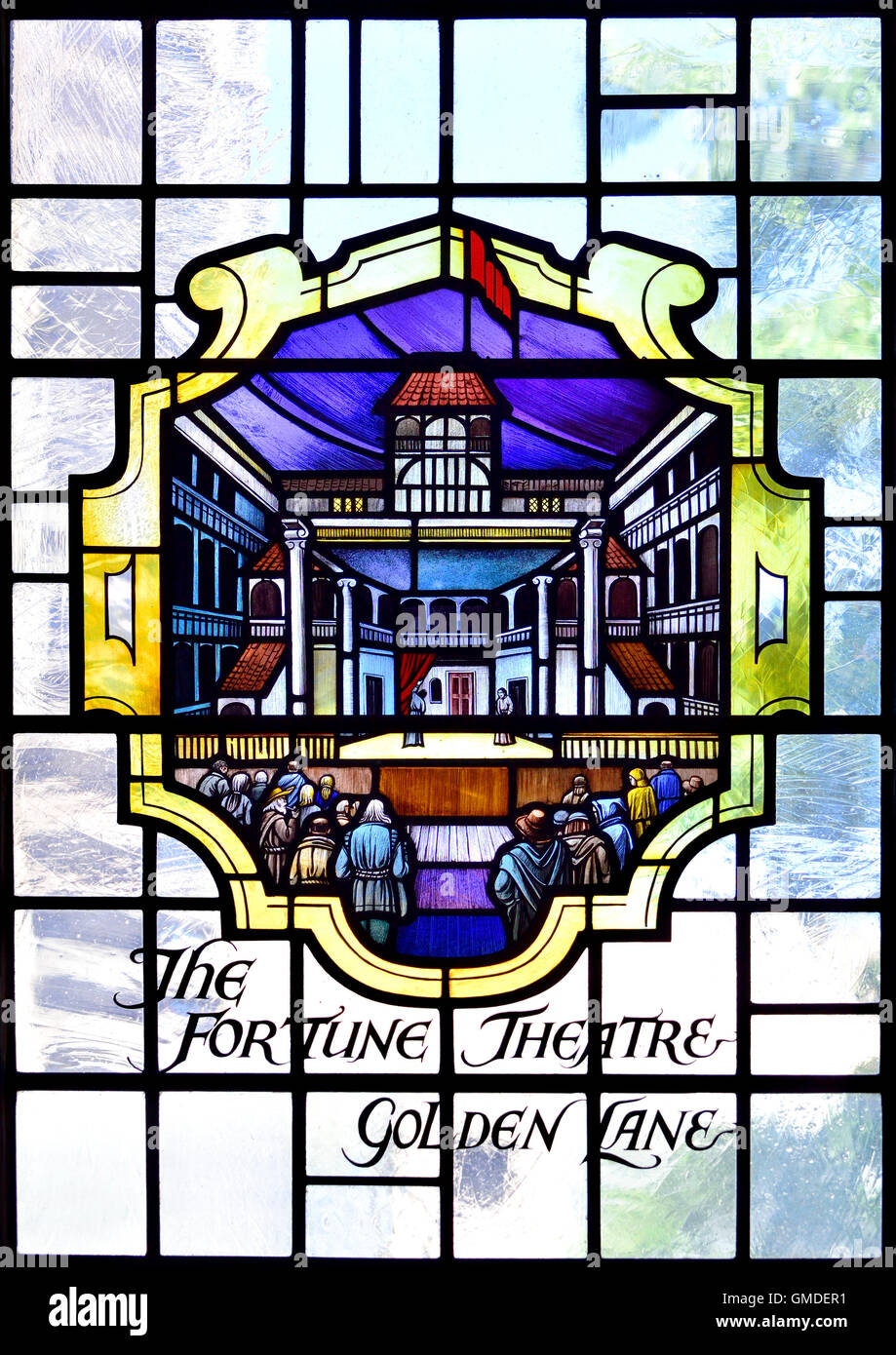 London, England, Vereinigtes Königreich. St Giles Predigten Kirche, Vorderstraße (Barbican). Glasmalerei-Fenster: Fortune Theatre (/Playhouse) ich Stockfoto
