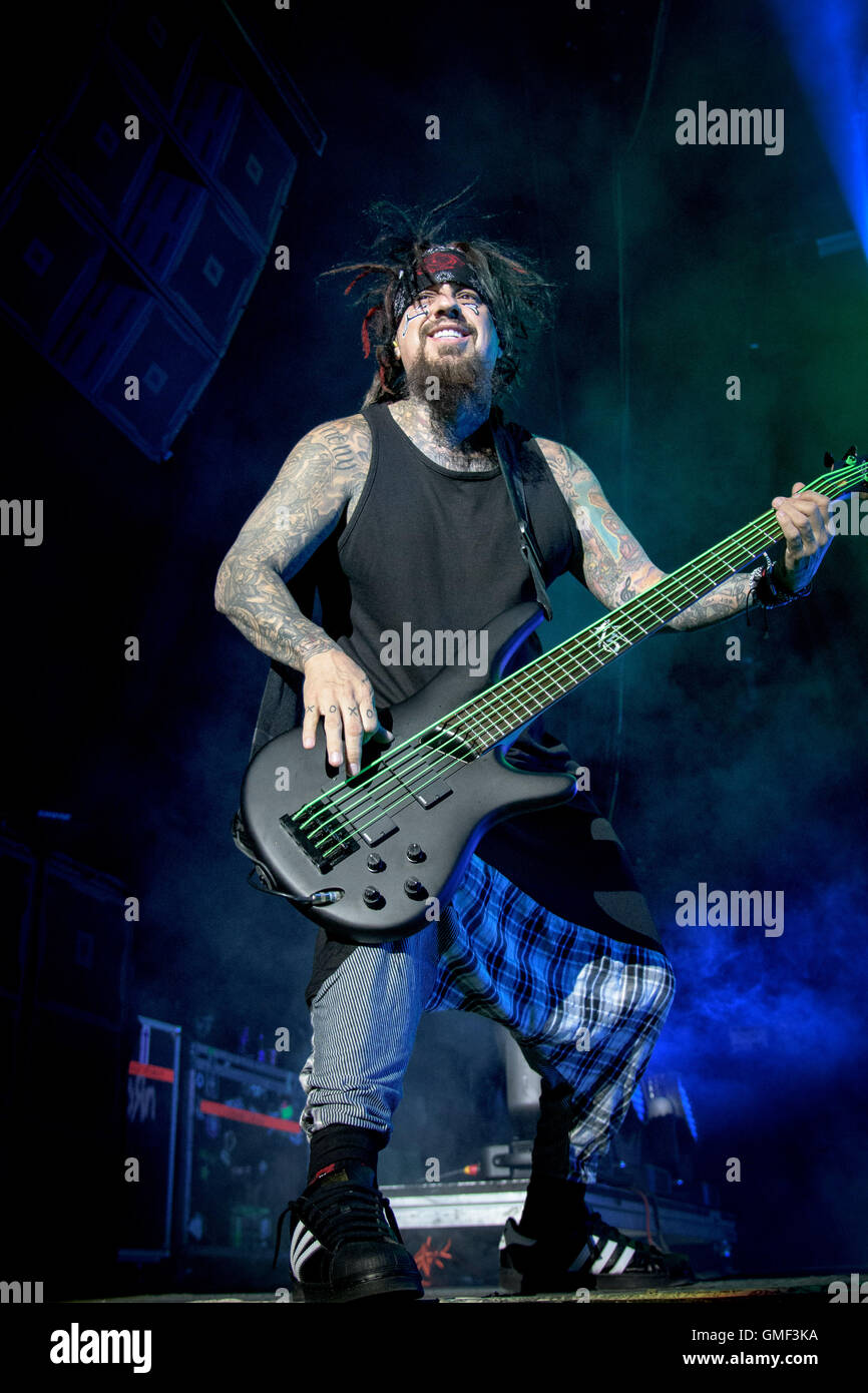 Toronto, Ontario, Kanada. 23. August 2016. US-amerikanische Metal-Band KORN bei durchgeführt ausverkauft Molson Canadian Amphitheater in Toronto. Bandmitglieder: JONATHAN DAVIS, JAMES "MUNKY" SHAFFER, REGINALD "FIELDY" ARVIZU, BRIAN 'HEAD' WELCH, RAY LUZIER © Igor Vidyashev/ZUMA Draht/Alamy Live News Stockfoto