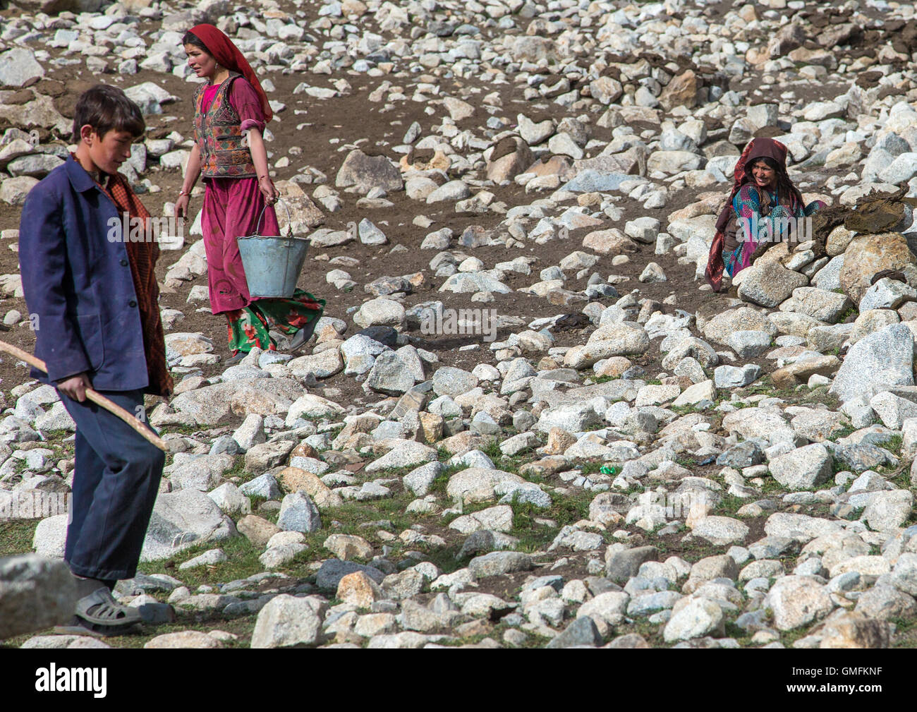 Wakhi Nomaden Jak Dungs, große Pamir Wakhan, Afghanistan zu sammeln Stockfoto