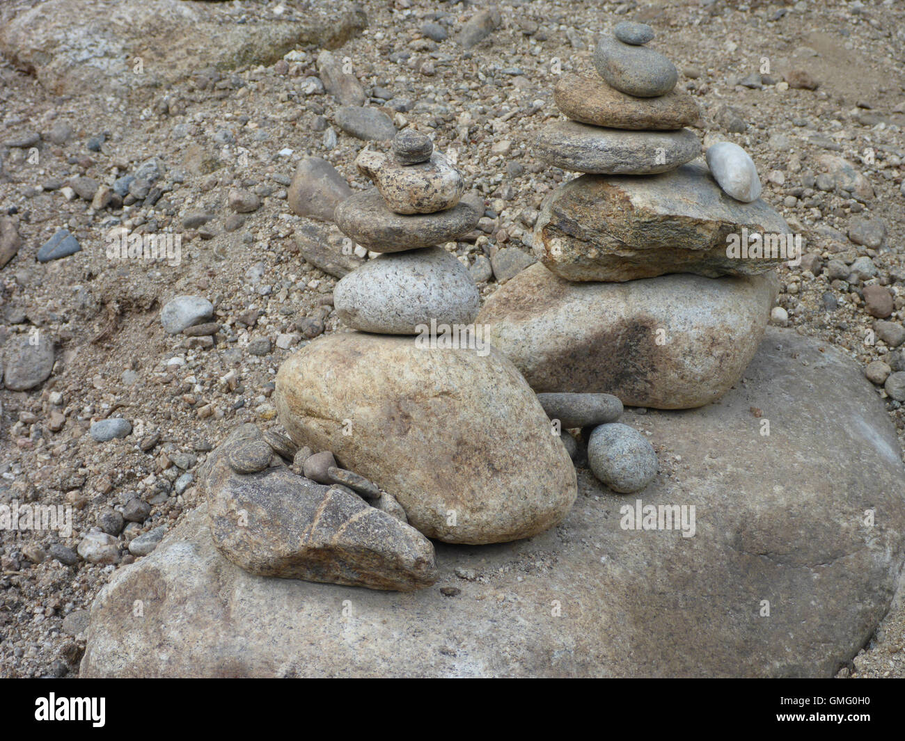 Cairn / einem menschengemachten Steinhaufen Stockfoto