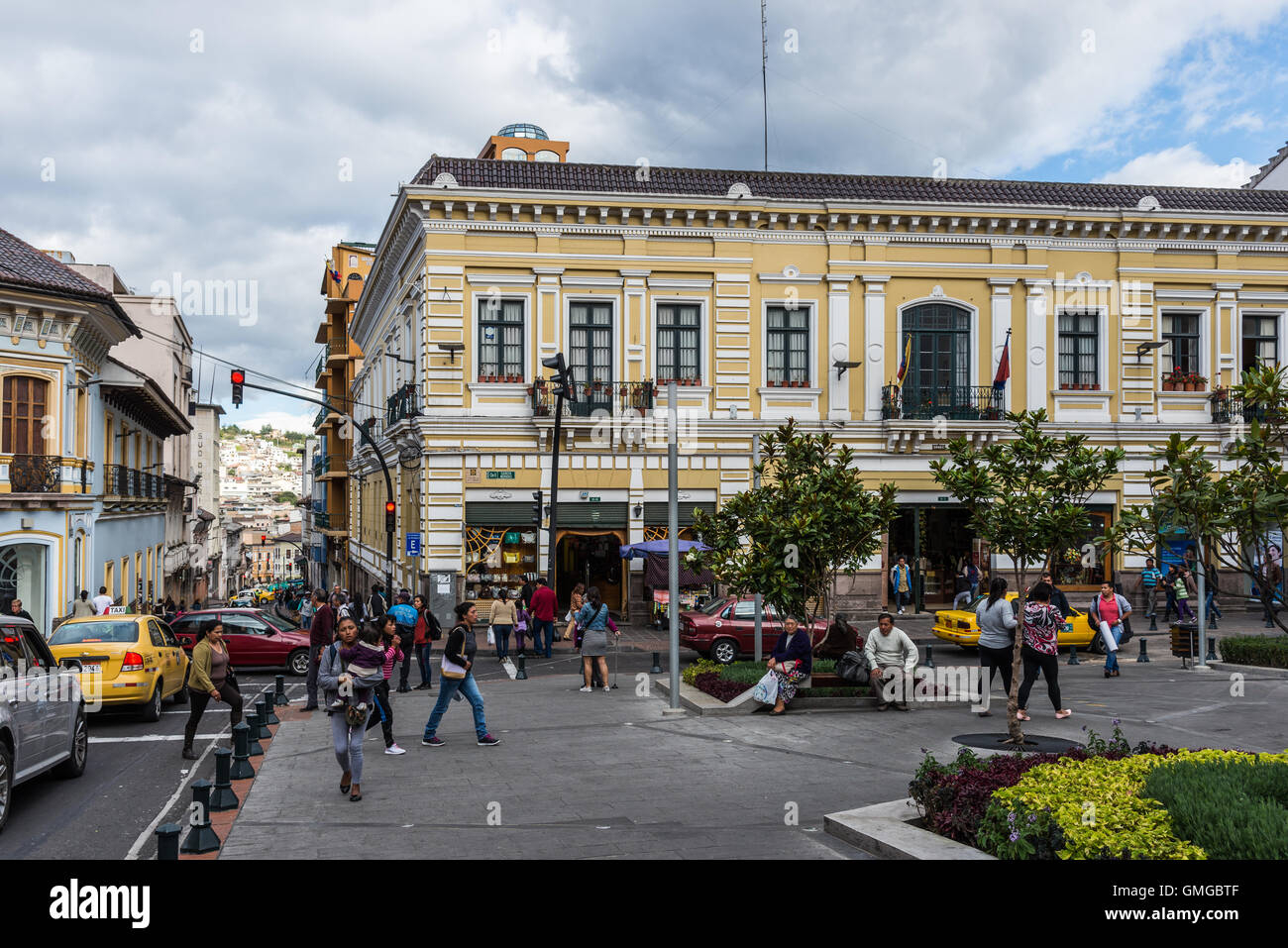 Straßenansicht der historischen Altstadt Quito, Ecuador. Stockfoto