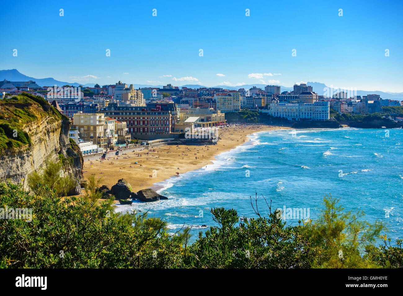 Biarritz Grande Plage (Strand) im Sommer, Frankreich Stockfoto