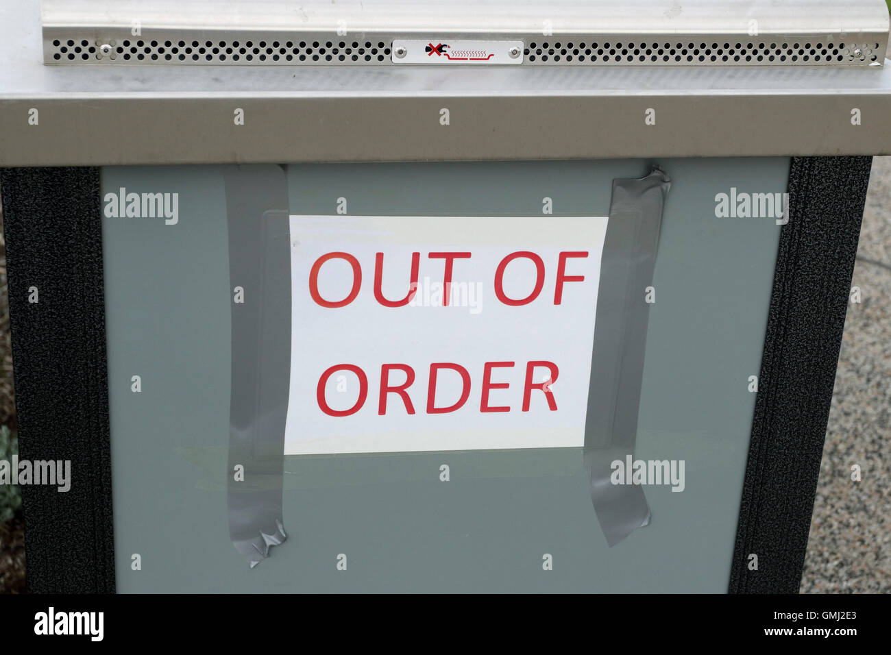 Kaput Outdoor-Grillen im park Stockfoto