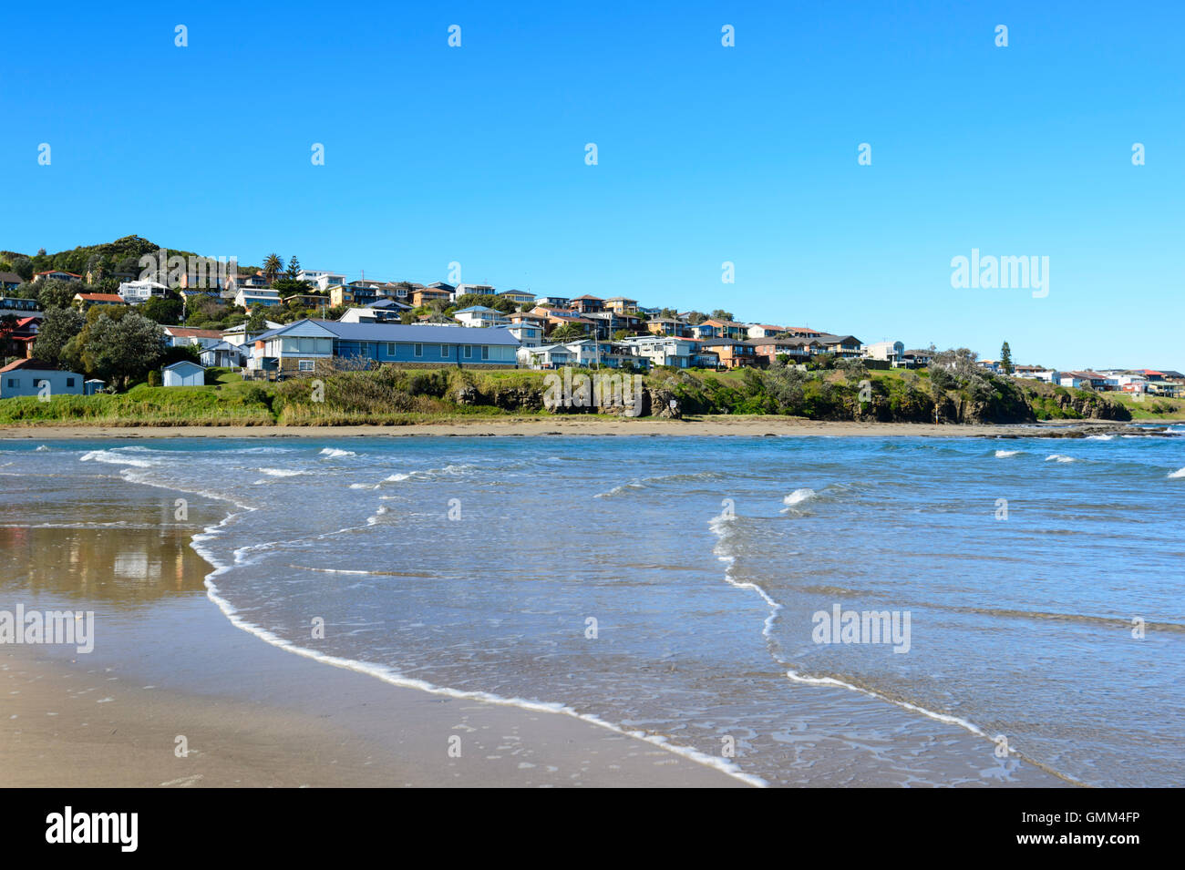 Blick auf die kleine Küstenstadt Gerroa in der shoalhaven District, New South Wales, NSW, Australien Stockfoto