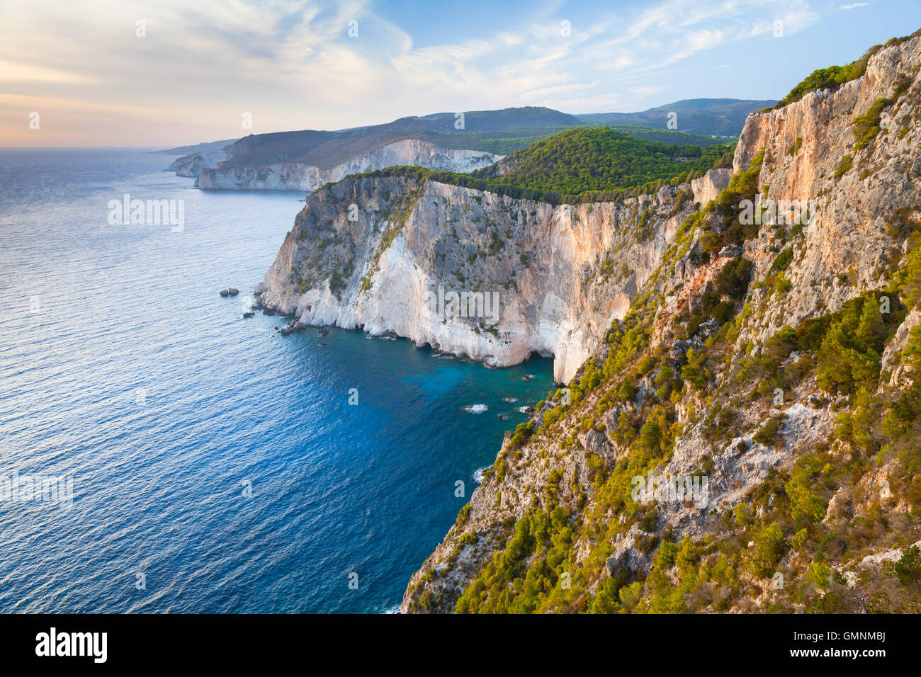 Küstenlandschaft von Kap Keri. Griechische Insel Zakynthos im Ionischen Meer Stockfoto