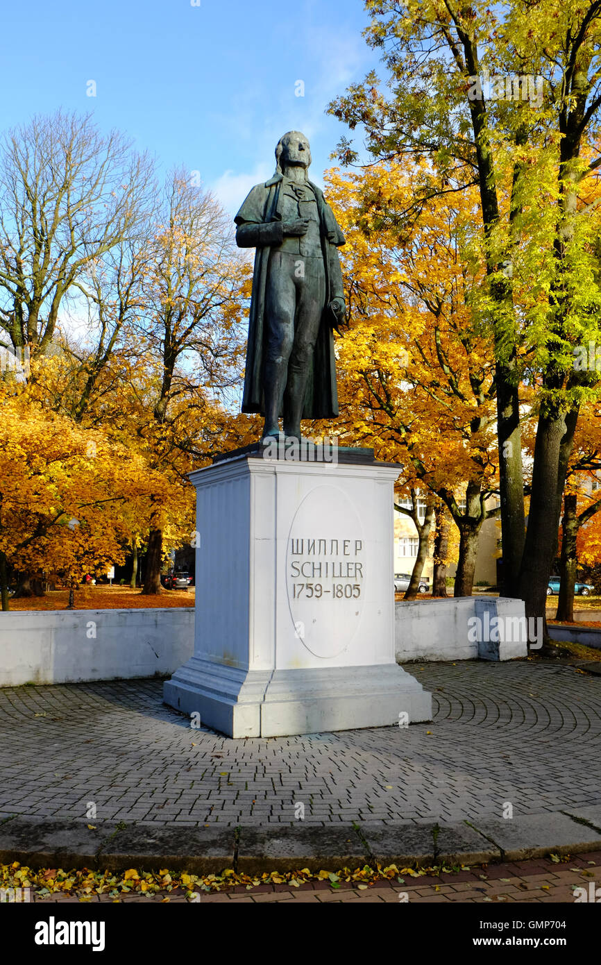 KALININGRAD, Russland - 23. Oktober 2015: Statue von Johann Christoph Friedrich von Schiller, deutscher Dichter, Philosoph, Historiker Stockfoto