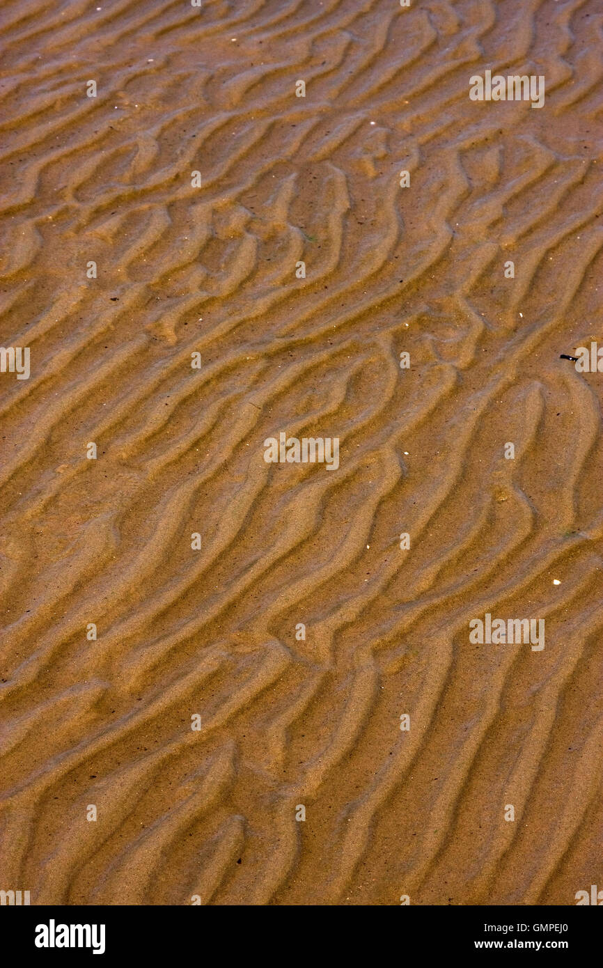 Ufer-Textur und geschwungene Linie in Colonia del sacramento Stockfoto