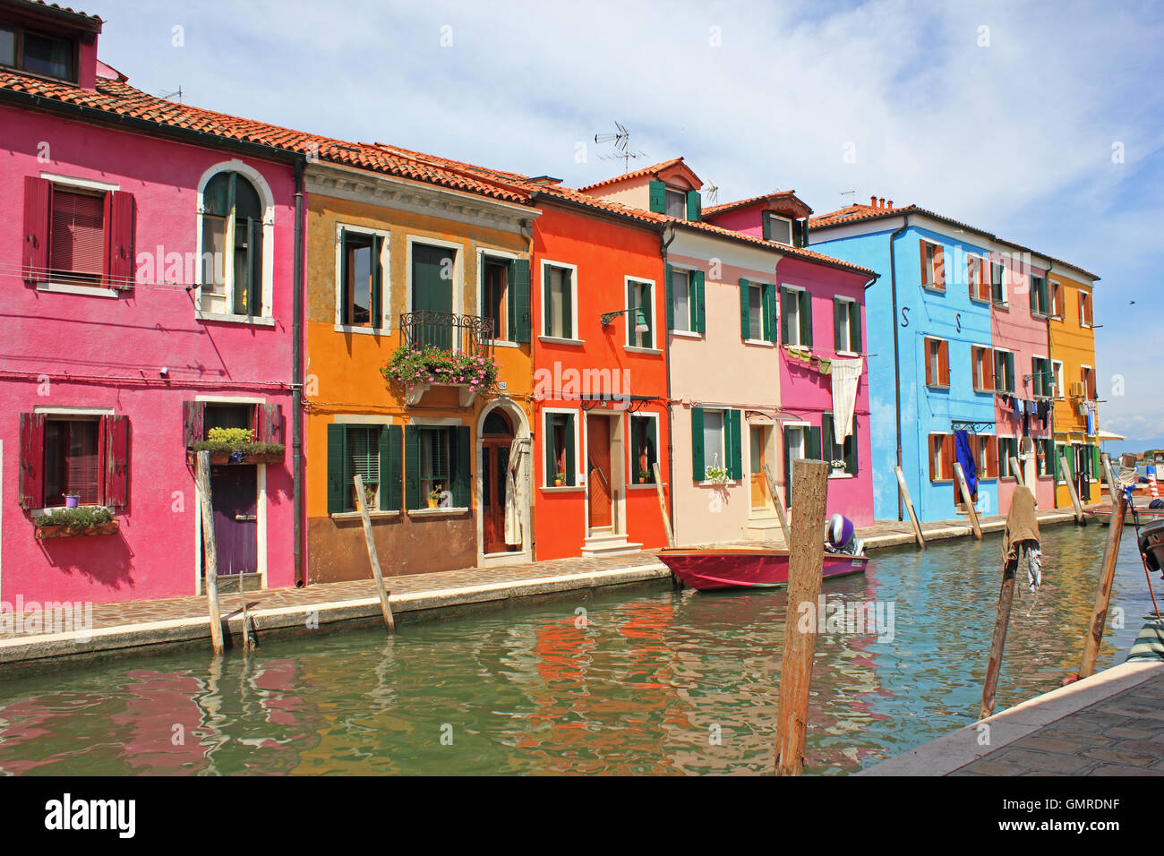 Häuser von Canal, Burano, Venedig, Italien Stockfoto