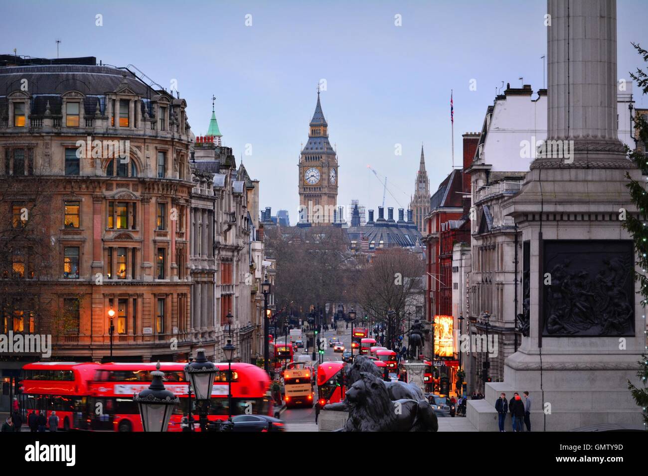 Schone Aussicht Von Big Ben Vom Trafalgar Square In London England Stockfotografie Alamy