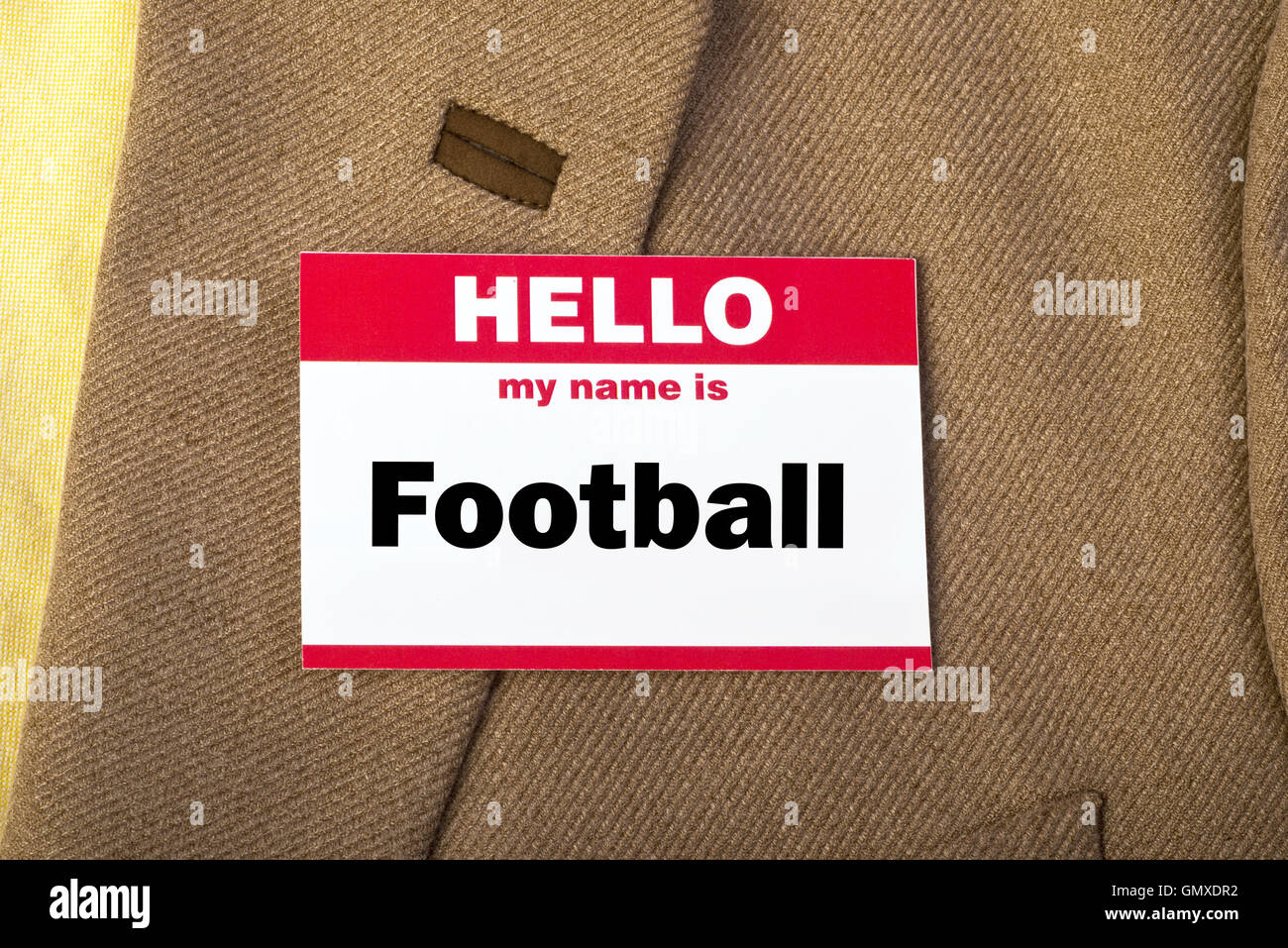 Hallo ist mein Name Fußball auf Namensschild. Stockfoto