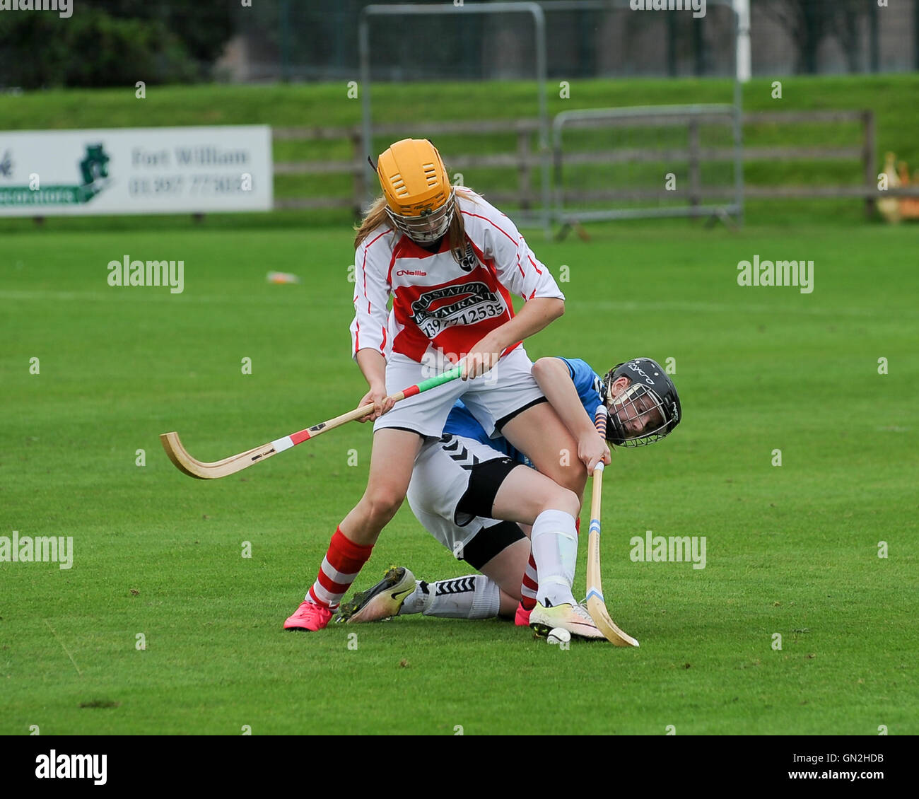 Fort William, Schottland, Großbritannien. 27. August 2016. 27. August 2016 Schottland, Vereinigtes Königreich. Die wichtigste Veranstaltung der Frauen Shinty final fand heute auf eine Aird Fort William zwischen Lochaber und Skye Credit: Kenny Ferguson/Alamy Live News Stockfoto