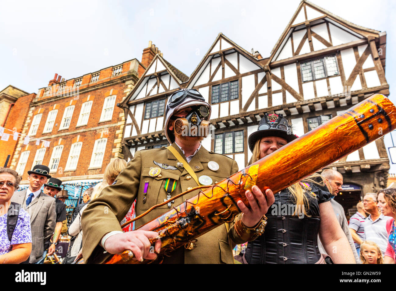 Lincoln, UK. 28. August 2016. Steampunk Festival gefeiert am meisten "splendid in der Welt", die größte Steampunk-Festival in Europa kehrt zurück nach Lincoln City, Lincolnshire, UK, England 28.08.2016 für ein Wochenende in der Asyl-VII-Credit: Tommy (Louth) / Alamy Live News Stockfoto
