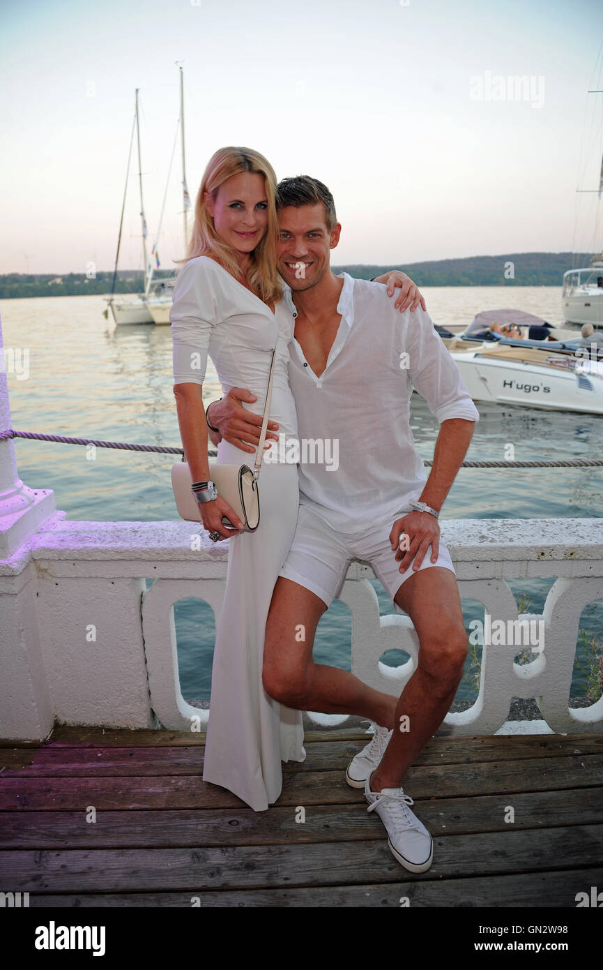 Hugos Beach Club Stockfotos Und Bilder Kaufen Alamy