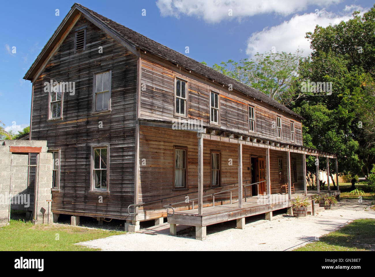 Alte rustikale Struktur in Koreshan State Historic Site in der Stadt von Estero, Florida Gulf Coast Stockfoto