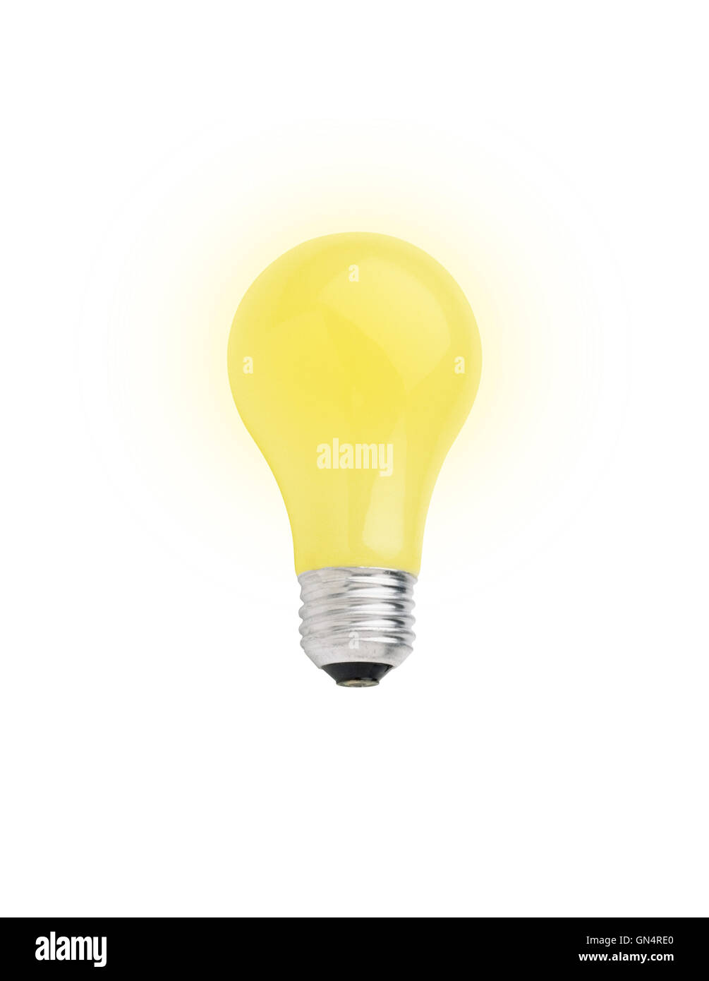 Gelbe Glühbirne isoliert auf weiss [mit Beschneidungspfad] Stockfoto