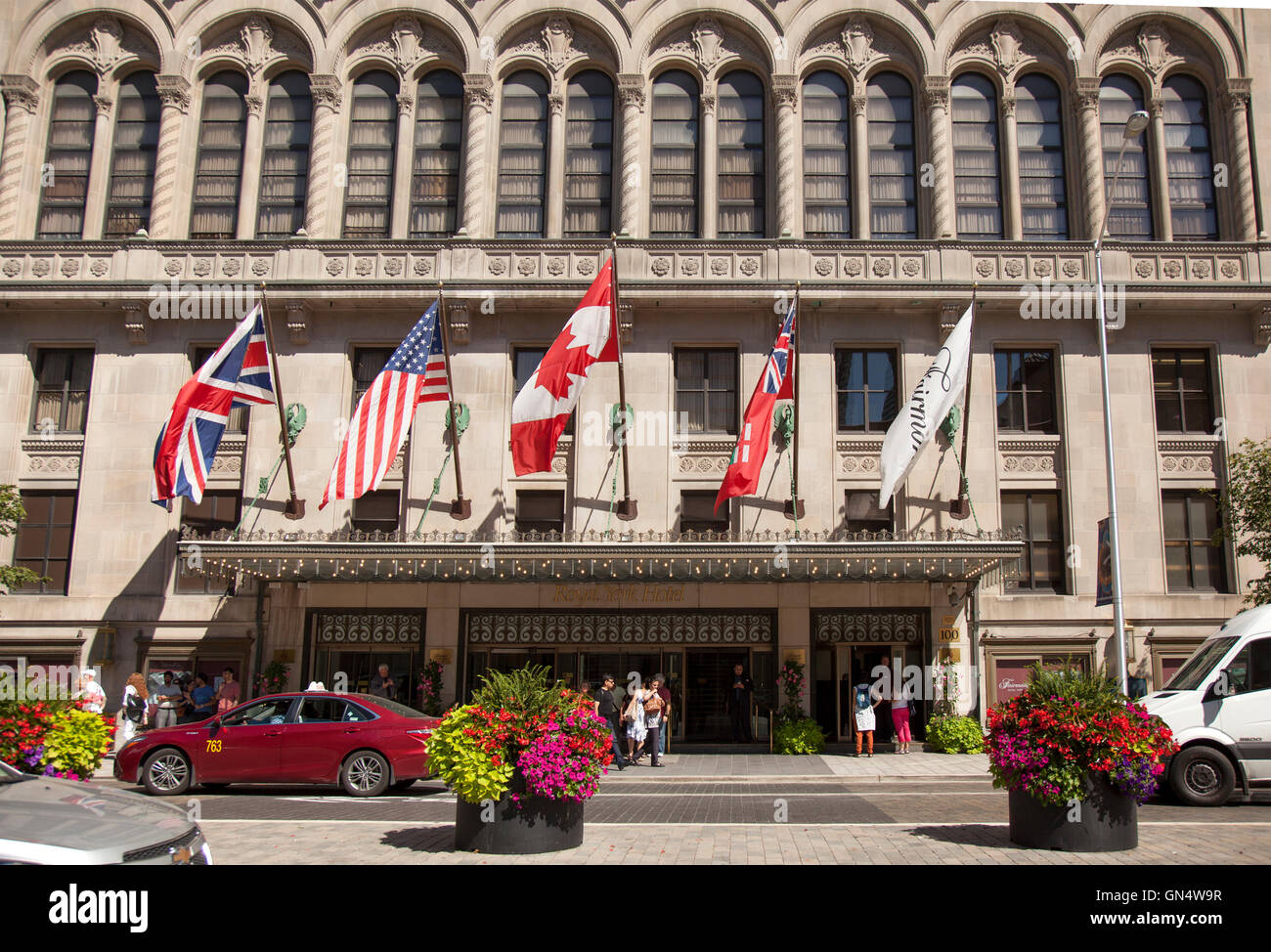 TORONTO - 8. August 2016: The Fairmont Royal York in Toronto ist ein Luxushotel. Stockfoto