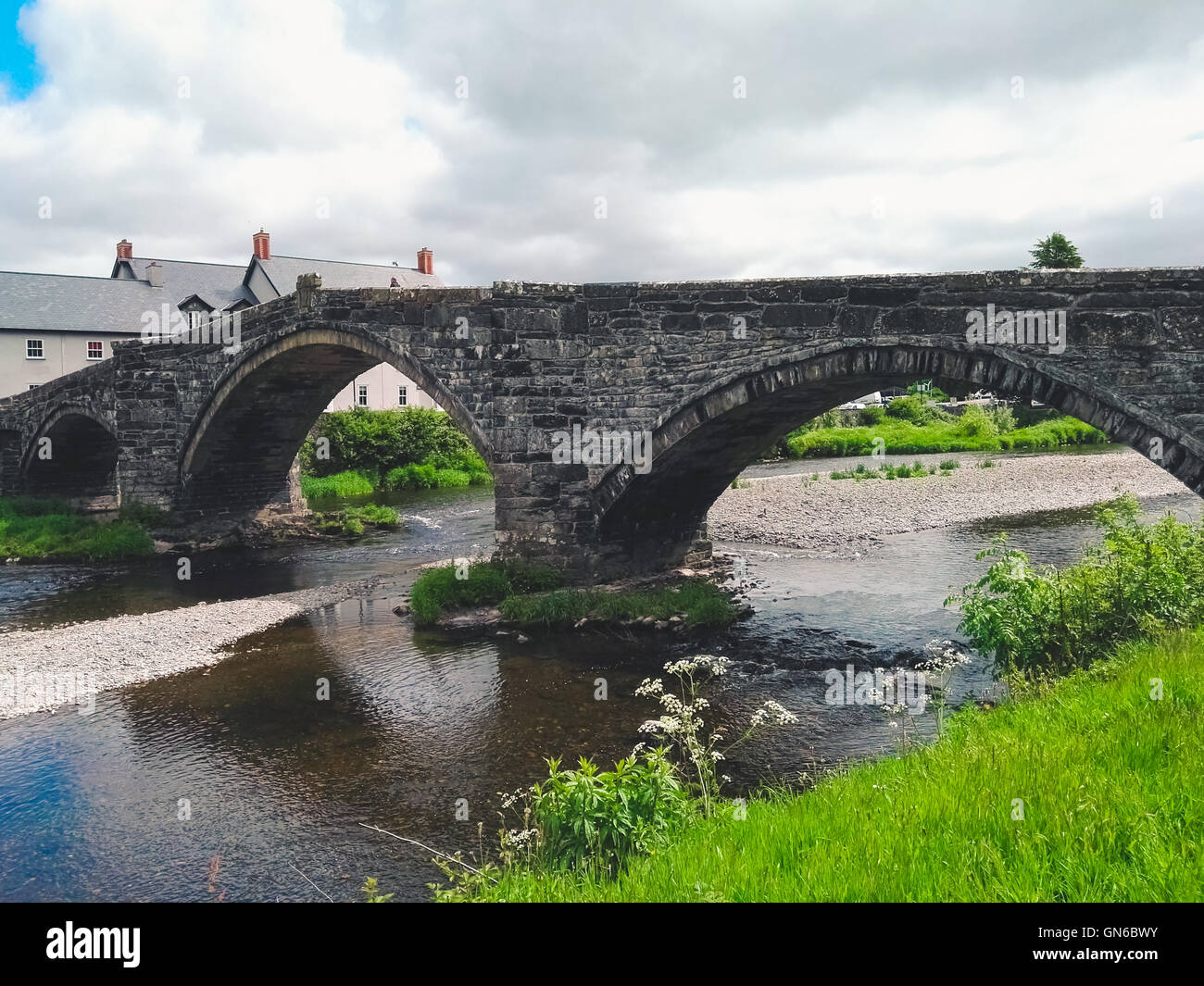 Fluss und Brücke in Llranrwst Stockfoto