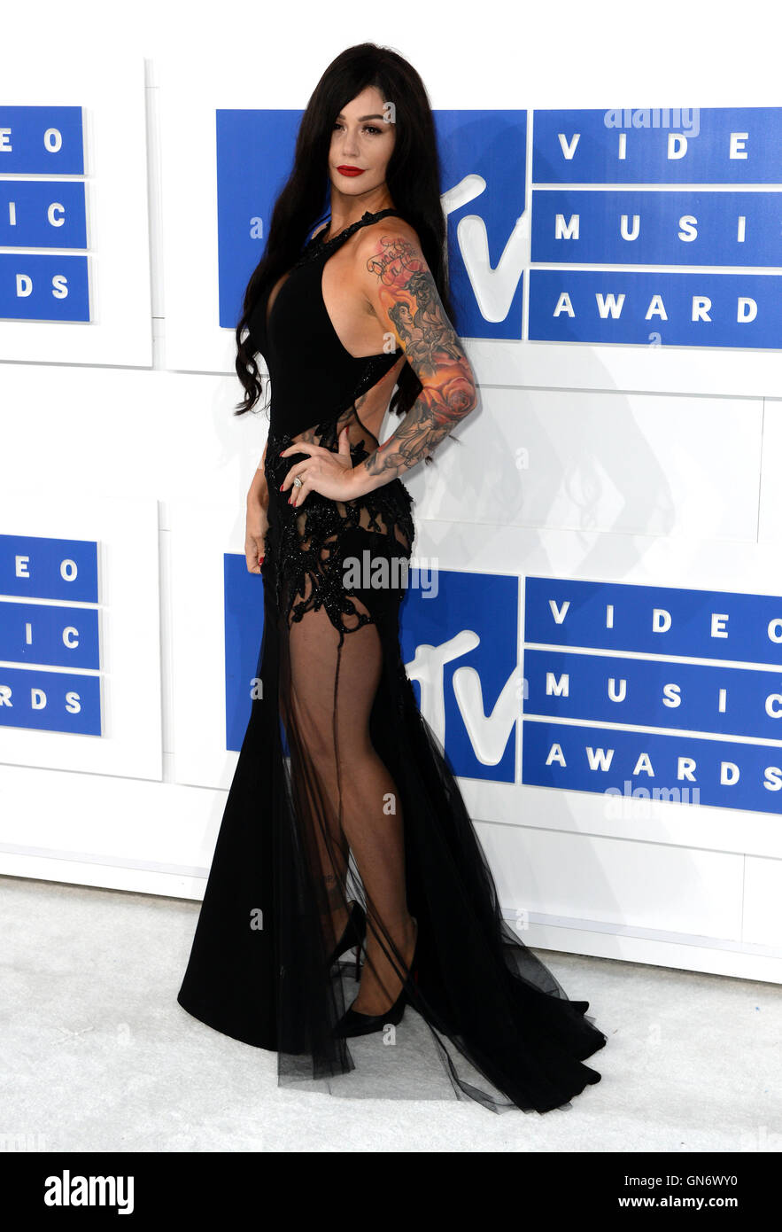 "J-Wow" Jenni Farley Ankunft bei den MTV Video Music Awards 2016, Madison Square Garden, New York City. PRESSEVERBAND Foto. Bild Datum: Sonntag, 28. August 2016. Vgl. PA Geschichte SHOWBIZ MTV. Bildnachweis sollte lauten: PA Wire Stockfoto