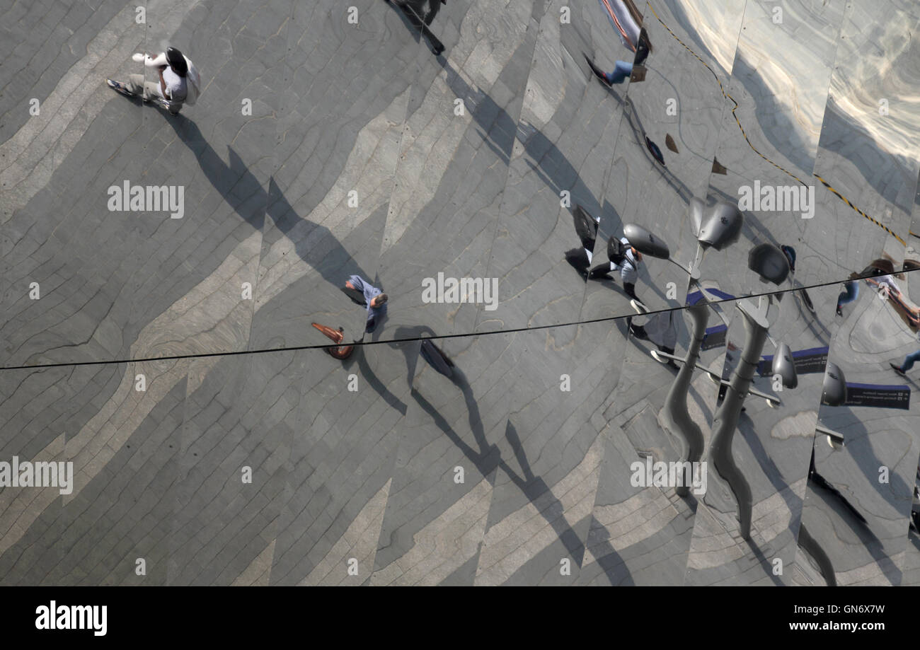 Reflexionen der grand Central station birmingham Stockfoto