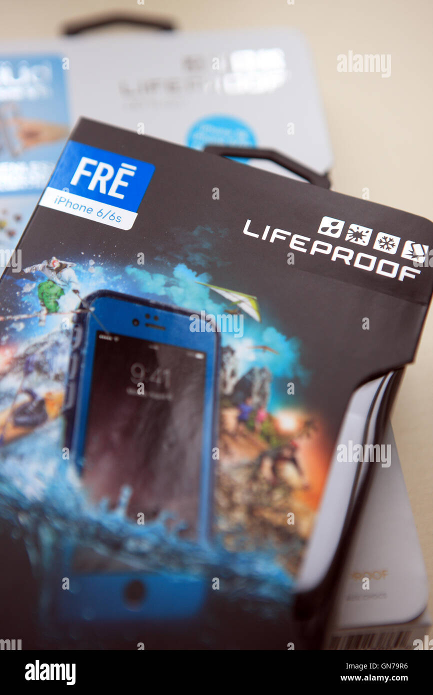 LifeProof wasserdichtes Gehäuse für Iphone-Modelle 5 & 6 Stockfoto