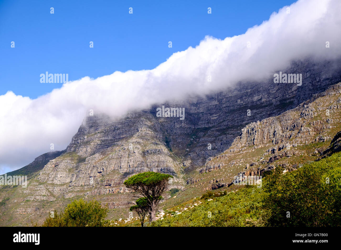 Wolkendecke, Tischdecke Effekt über Tafelberg, Kapstadt, Südafrika Stockfoto