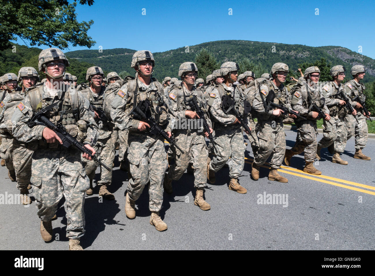 Klasse von 2020 März-Rücken-Parade bei der United States Military Academy in West Point, NY, USA Stockfoto