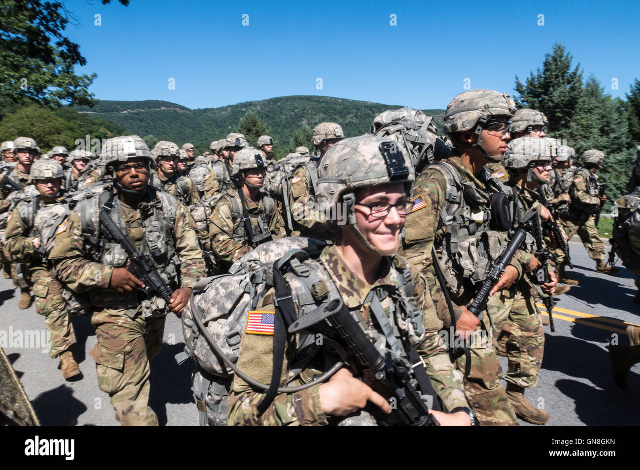 Klasse von 2020 März-Rücken-Parade bei der United States Military Academy in West Point, NY, USA Stockfoto