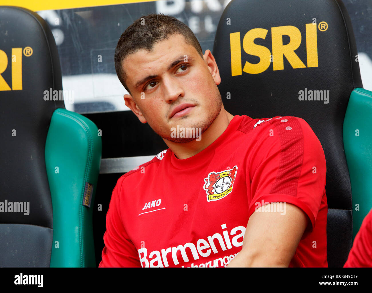 Sport, Fußball, Bundesliga, 2016/2017, Borussia Moenchengladbach gegen Bayer 04 Leverkusen 2:1, Stadion Borussia-Park, Ersatzstoffe Bank, Kyriakos Papadopoulos (Bayer) Stockfoto