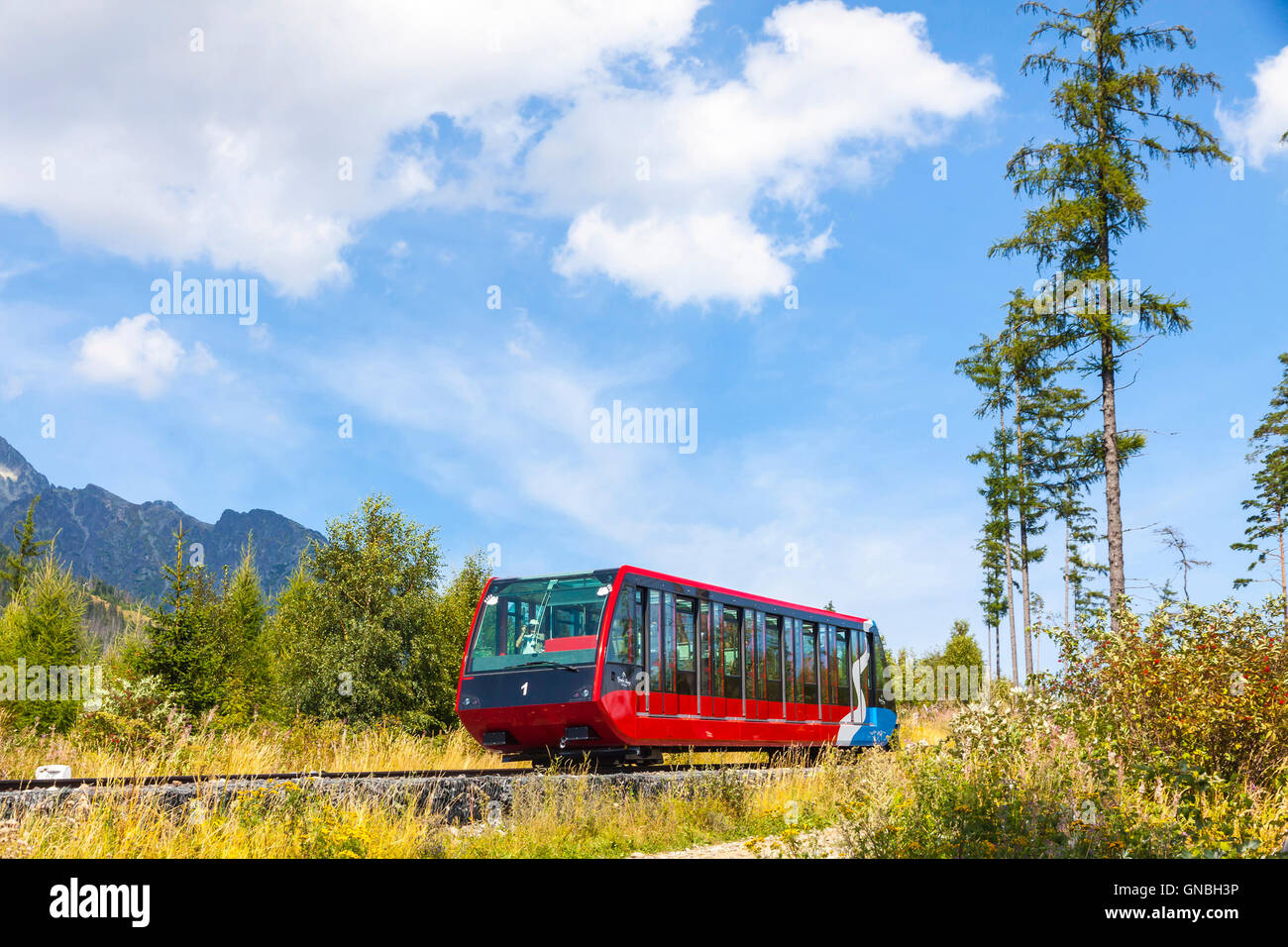 Seilbahn von Stary Smokovec zu Hrebienok (1, 285m). Hrebienok ist ein beliebtes Touristenziel in der hohen Tatra Stockfoto