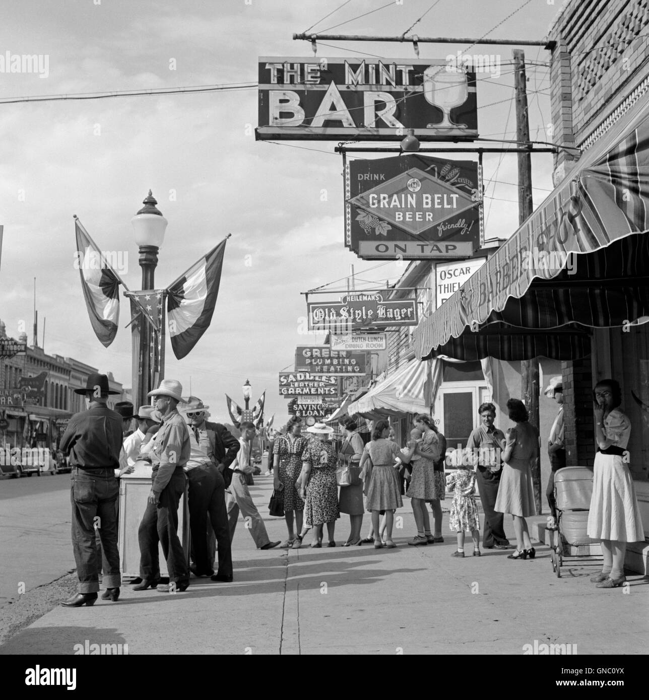 Straßenszene, Main Street, Sheridan, Wyoming, USA, Marion Post Wolcott für Farm Security Administration, Juli 1941 Stockfoto