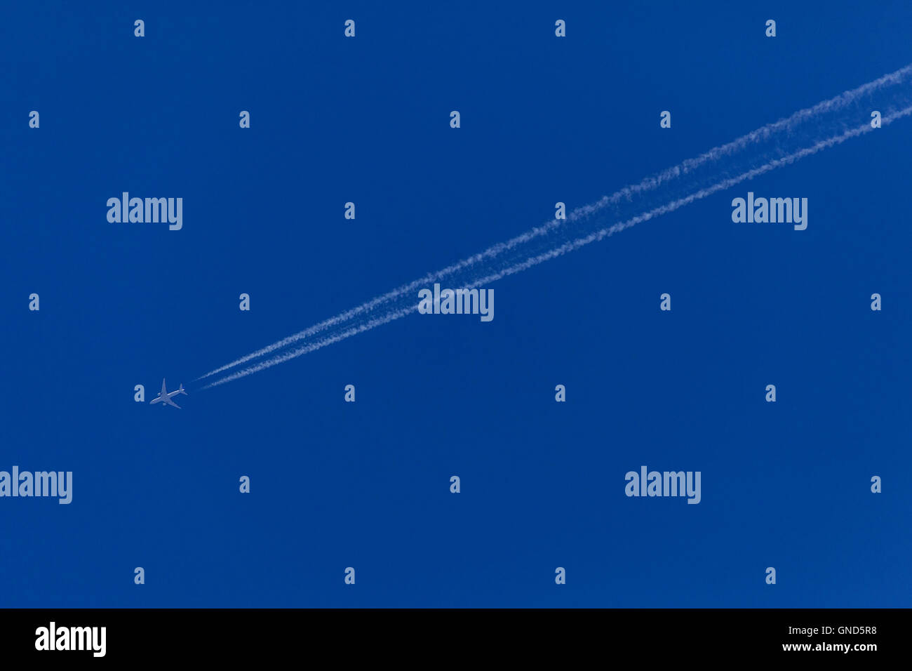 United Airlines Boeing 777-unterwegs in USA aus Europa Stockfoto