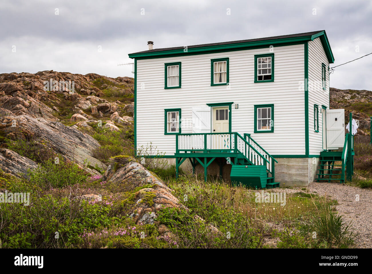 Ein Saunière Haus auf Fogo, Fogo Island, Neufundland und Labrador, Kanada. Stockfoto
