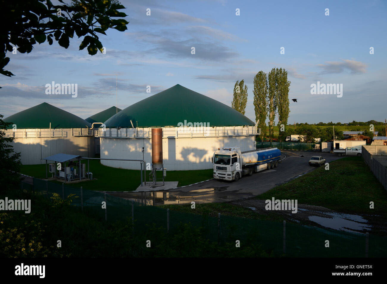 Rumänien Filipestii de Padure, Biogasanlage / RUMAENIEN Filipestii de Padure Bei Ploiesti, MT-Energie Biogasanlage von Genesis Biopartner Bio1, Hier Werden Schlachtabfaelle Eines Schlachtbetriebes Und Mais Vergoren Stockfoto