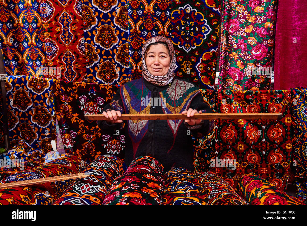 Usbekistan, Fergana Region, Marguilan, Basar, Seidenmarkt Stockfoto