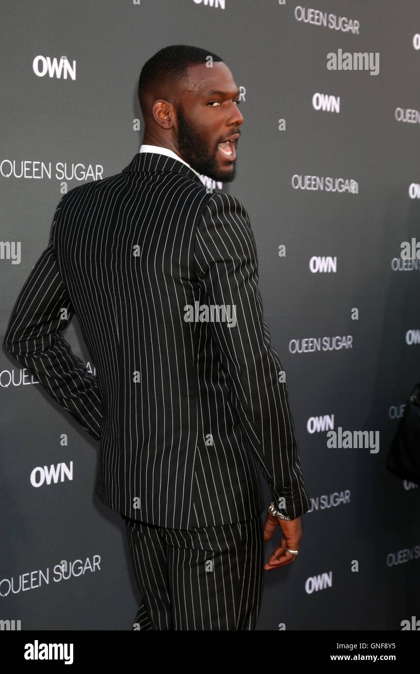 Burbank, CA. 29. August 2016. Kofi Siriboe im Ankunftsbereich für Königin SUGAR Premiere auf eigenen: Oprah Winfrey Network, Warner Bros.-Studio-Lot - Steven J. Ross Theater, Burbank, CA 29. August 2016. Bildnachweis: Priscilla Grant/Everett Collection/Alamy Live-Nachrichten Stockfoto