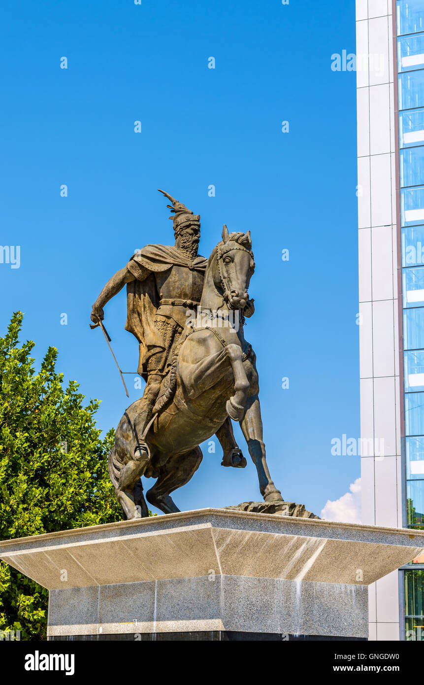 Statue von George Kastriot in Pristina - Kosovo Stockfoto