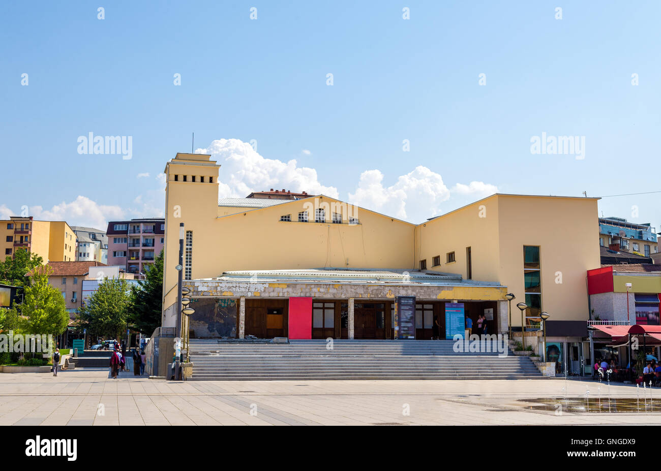 Das nationale Theater des Kosovo in Pristina Stockfoto