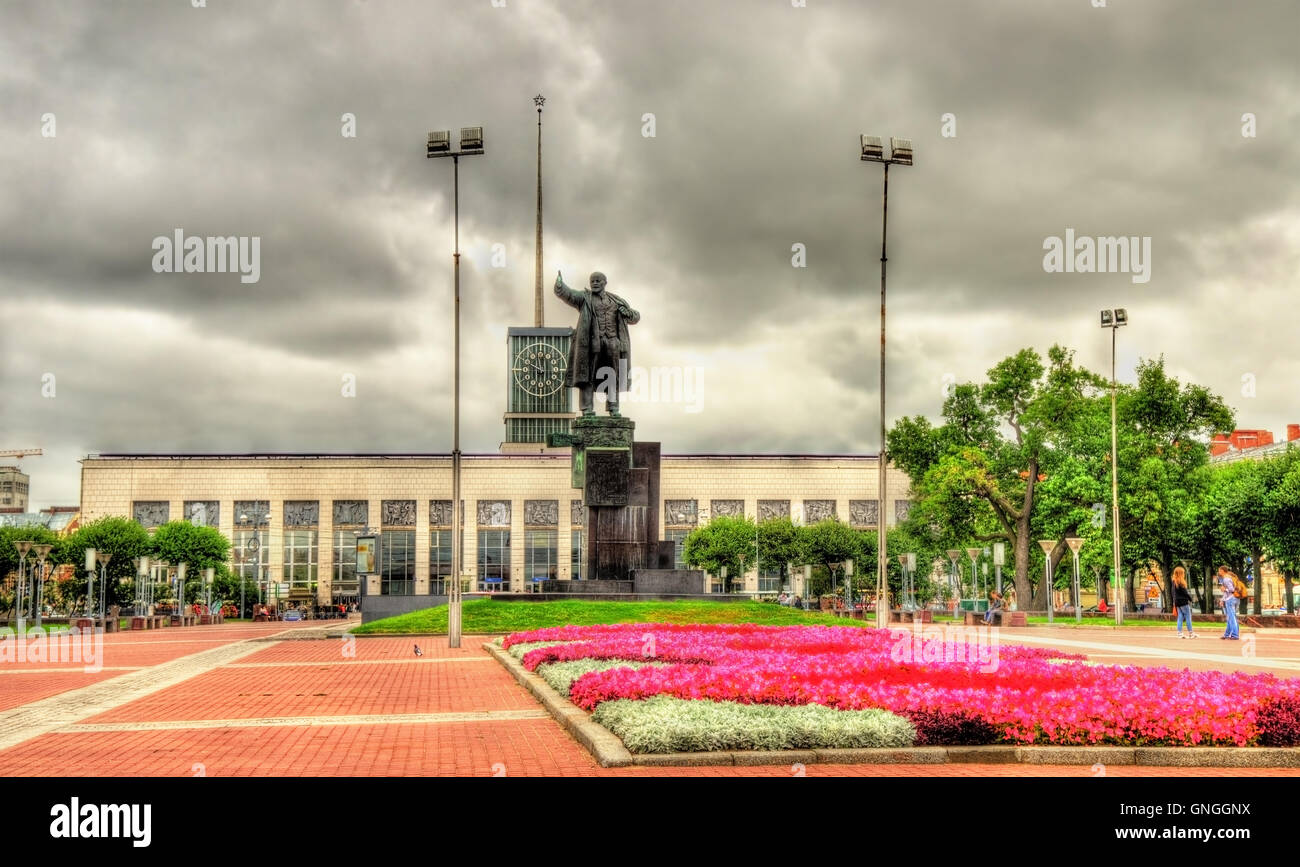 Finlyandsky Rail Terminal in St. Petersburg - Russland Stockfoto