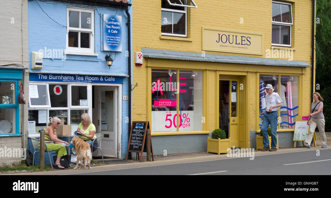 Geschäfte in der gehobenen Norfolk Village Burnham Market Stockfoto