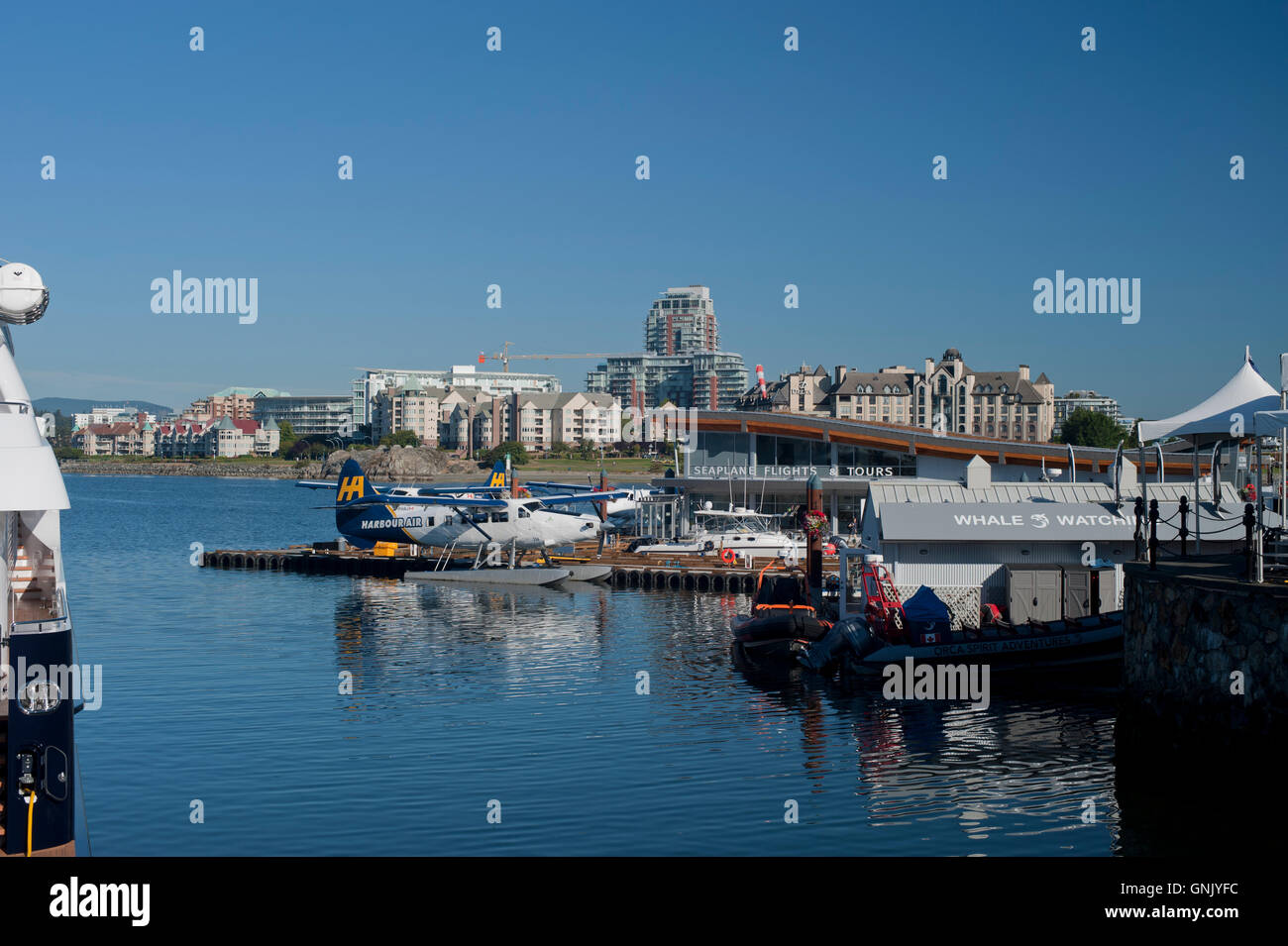 Schweben Sie flachen Unterseite an Victorias Innenhafen, Victoria, Britisch-Kolumbien, Kanada. Stockfoto